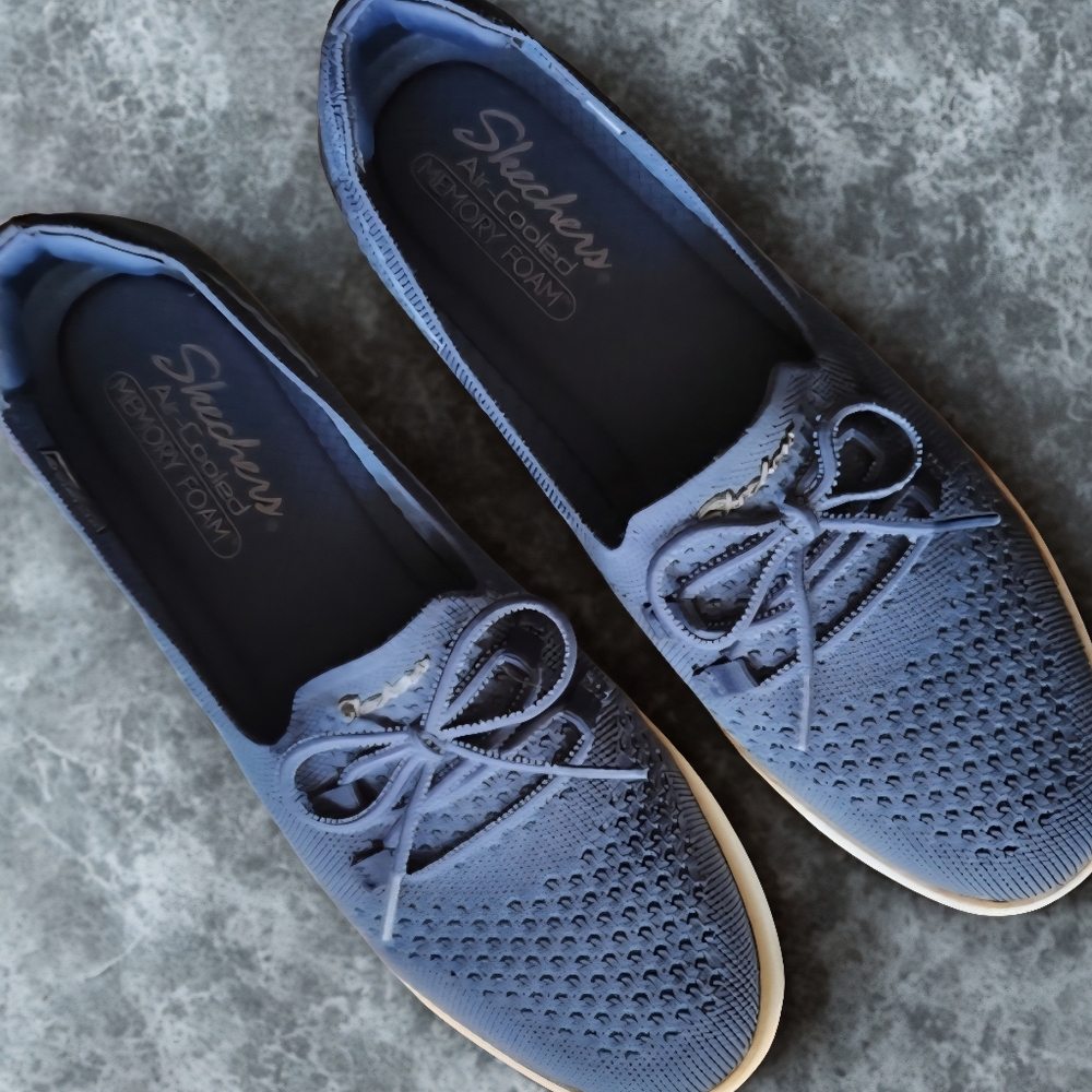 Sketchers Blue Air-cooled memory foam casual shoe